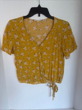 Pink Republic Floral Tie wrap Front Women's Top woman’s size XS
